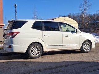 2013 SsangYong Stavic, белый, 737373 рублей, вид 2
