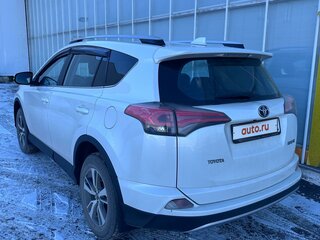 2017 Toyota RAV4 IV (XA40) Рестайлинг, белый, 2550000 рублей, вид 2