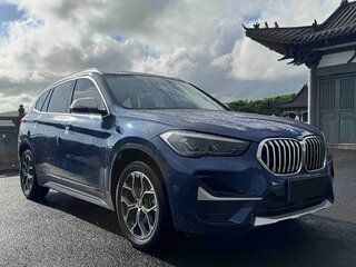 2022 BMW X1 Long 20Li sDrive II (F48) Рестайлинг, синий, 1880000 рублей, вид 3