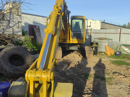 1999 Hyundai R140LC, жёлтый, 1800000 рублей, вид 2