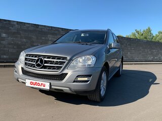 2011 Mercedes-Benz M-Класс 300 II (W164) Рестайлинг, серый, 1700000 рублей, вид 2