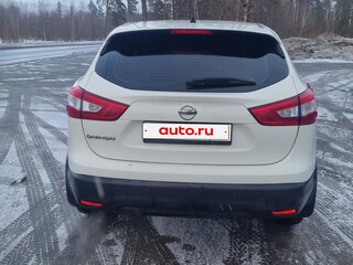 2014 Nissan Qashqai II, белый, 1300000 рублей, вид 2