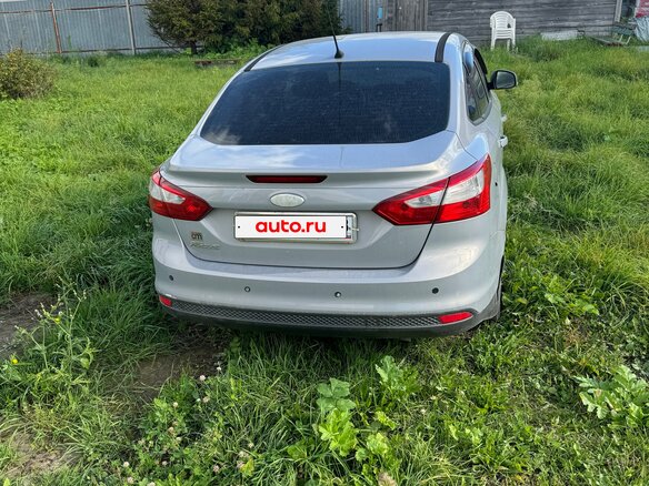 2011 Ford Focus III, серый, 800000 рублей - вид 2