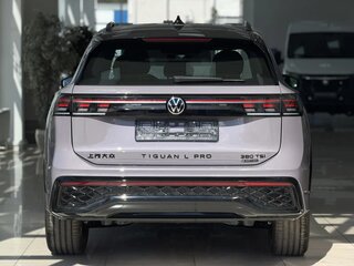 2026 Volkswagen Tiguan L Pro III (China Market), серый, 4700000 рублей, вид 5