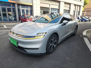 2026 Changan Qiyuan A06 28.39 kWh, серебристый, 2315999 рублей, вид 1