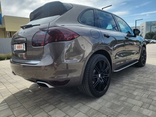 2012 Porsche Cayenne II (958), коричневый, 3000000 рублей, вид 5