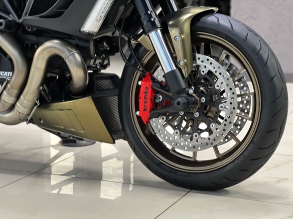 2012 Ducati Diavel, золотистый, 1050000 рублей - вид 11