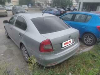 2011 Skoda Octavia II (A5) Рестайлинг, серый, 620000 рублей, вид 3