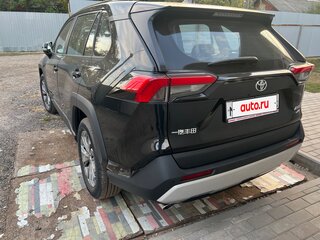 2024 Toyota RAV4 V (XA50), чёрный, 4075000 рублей, вид 3