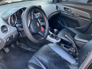 2012 Chevrolet Cruze I, чёрный, 750000 рублей, вид 5