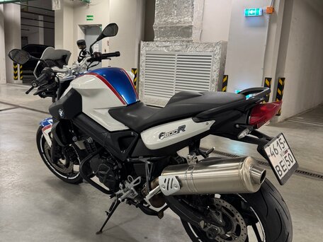 2011 BMW F 800 R, белый, 480000 рублей, вид 4
