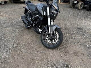 2026 Bajaj Dominar 400, чёрный, 480000 рублей, вид 3