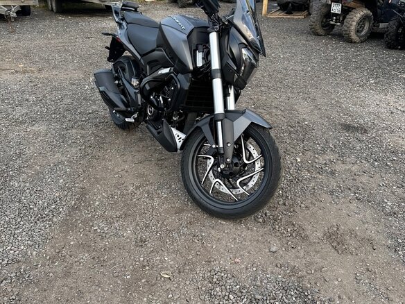 2026 Bajaj Dominar 400, чёрный, 480000 рублей - вид 2