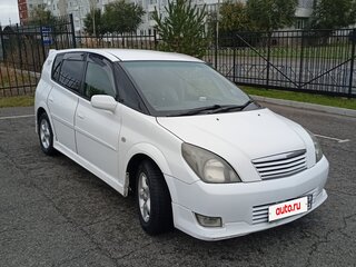 2001 Toyota Opa I, белый, 670000 рублей, вид 3