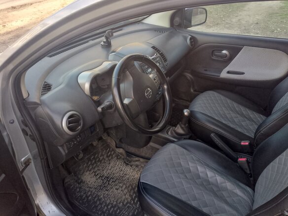 2008 Nissan Note I, серебристый, 470000 рублей - вид 3