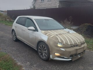 2016 Volkswagen Golf VII, белый, 1800000 рублей, вид 2