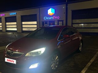 2011 Opel Astra J, красный, 600000 рублей, вид 4