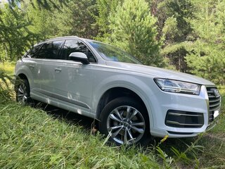 2017 Audi Q7 II (4M), белый, 4190000 рублей, вид 1