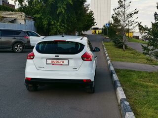 2017 Ford Focus III Рестайлинг, белый, 1100000 рублей, вид 5