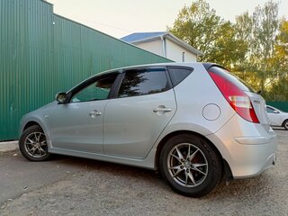 2010 Hyundai i30 I Рестайлинг, серый, 490000 рублей, вид 3