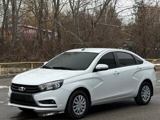 2016 Lada (ВАЗ) Vesta I, белый, 730000 рублей, вид 3