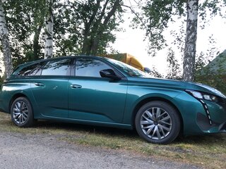 2022 Peugeot 308 III, зелёный, 1200000 рублей, вид 3