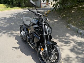 2024 Ducati Diavel V4, чёрный, 3000000 рублей, вид 3