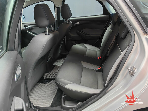 2012 Ford Focus III, серебристый - вид 11