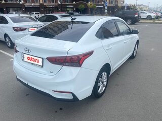 2018 Hyundai Solaris II, белый, 1100000 рублей, вид 3