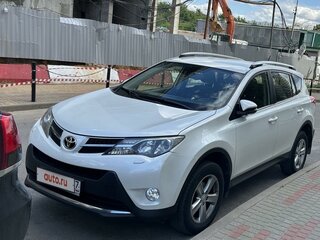 2014 Toyota RAV4 IV (XA40), белый, 2350000 рублей, вид 3