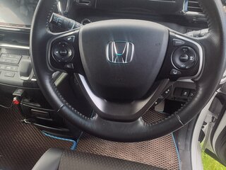 2018 Honda Stepwgn Spada V Рестайлинг, белый, 2999000 рублей, вид 5