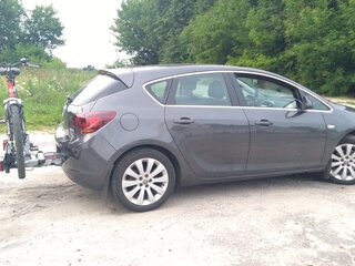 2010 Opel Astra J, серый, 830000 рублей, вид 2