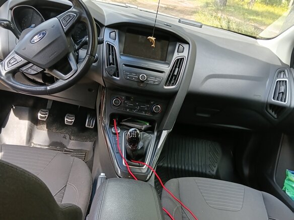 2018 Ford Focus III Рестайлинг, красный, 990000 рублей - вид 13