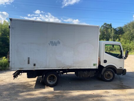 2015 Nissan Cabstar, белый, 1050000 рублей, вид 4