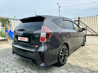 2015 Toyota Prius Alpha I (ZVW40/41) Рестайлинг, серый, 1900000 рублей, вид 2