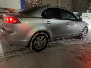 2007 Mitsubishi Lancer X, серебристый, 600000 рублей, вид 4