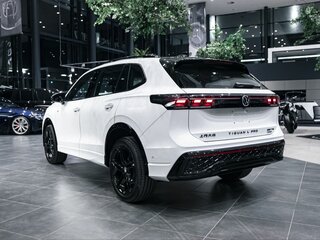 2025 Volkswagen Tiguan L Pro III (China Market), белый, 4960000 рублей, вид 4