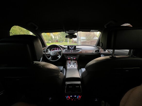 2015 Audi A6 IV (C7) Рестайлинг, серый, 1990000 рублей - вид 17