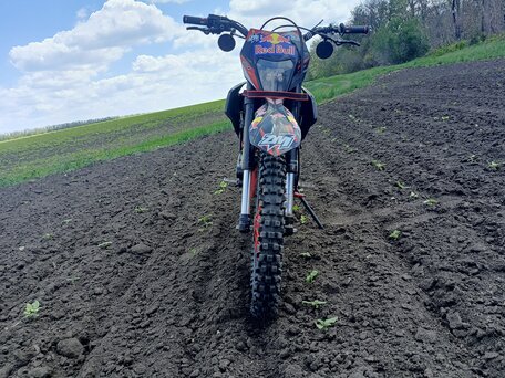 2023 Zuum FX 250, красный, 165000 рублей, вид 1