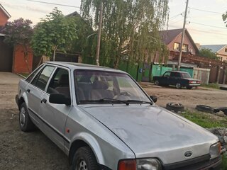 1989 Ford Escort IV, серебристый, 90000 рублей, вид 4
