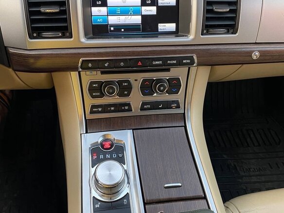 2013 Jaguar XF I Рестайлинг, коричневый, 1650000 рублей - вид 20