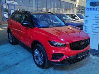 2022 Geely Atlas Pro, красный, 2700000 рублей, вид 2