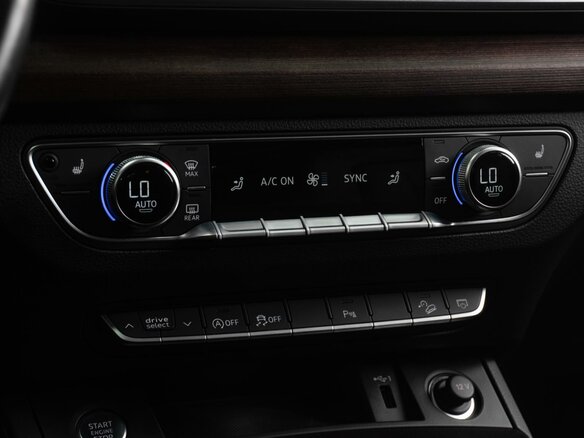 2021 Audi Q5 45 TFSI II (FY) Рестайлинг, серый, 4959000 рублей - вид 16