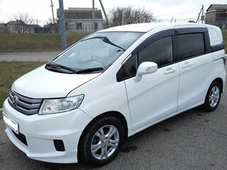 2014 Honda Freed Spike I Рестайлинг 2, белый, 1250000 рублей, вид 1