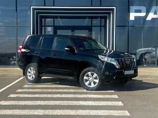 2015 Toyota Land Cruiser Prado 6-speed 150 Series Рестайлинг 1, чёрный, 2998000 рублей, вид 3