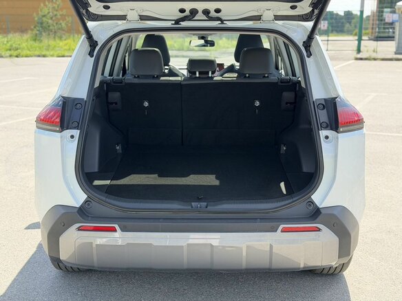 2026 Toyota RAV4 VI (XA60), белый, 4300000 рублей - вид 32