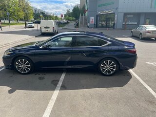 2020 Lexus ES 250 VII, синий, 3900000 рублей, вид 5
