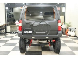2017 Suzuki Jimny Kei car III Рестайлинг 2, серый, 890000 рублей, вид 4