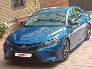 2019 Toyota Camry US Market VIII (XV70), синий, 2500000 рублей, вид 3