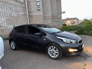 2017 Kia Ceed II Рестайлинг, серый, 1490000 рублей, вид 2